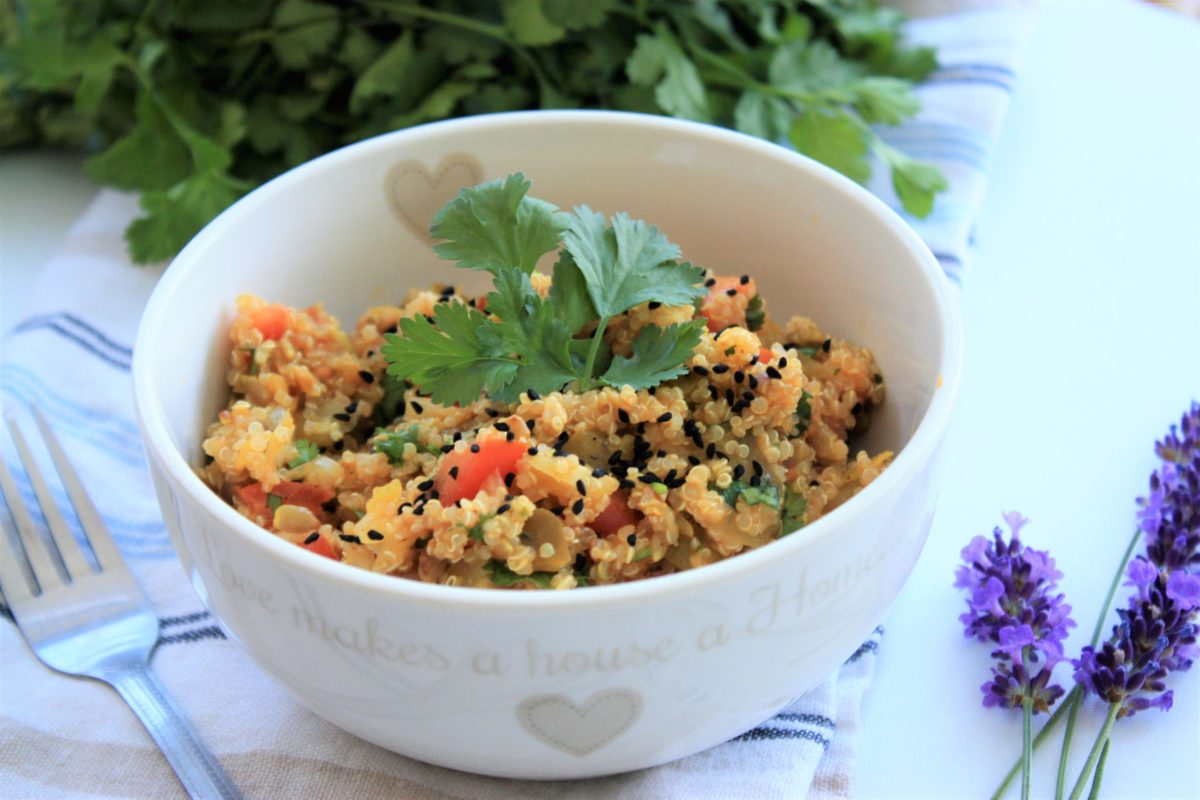 Simple and Quick Quinoa Salad with Vegetables